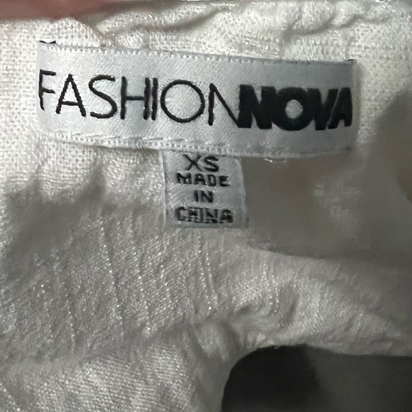 Fashion Nova Under-Bust Crop Top - Picture 8 of 8